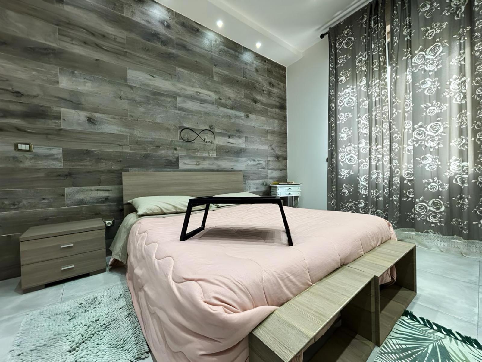 Marta'S Apartment Неаполь Экстерьер фото
