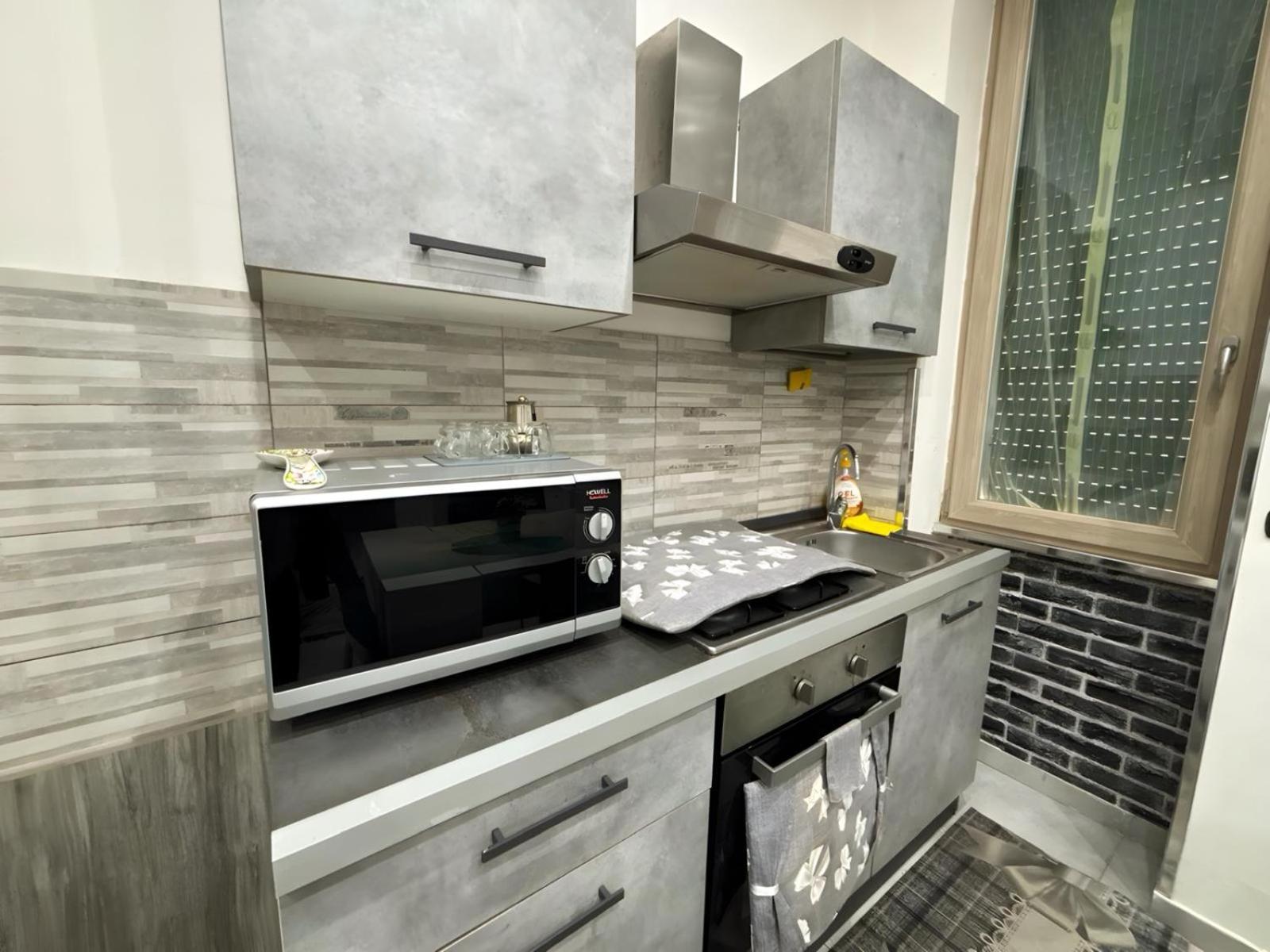 Marta'S Apartment Неаполь Экстерьер фото